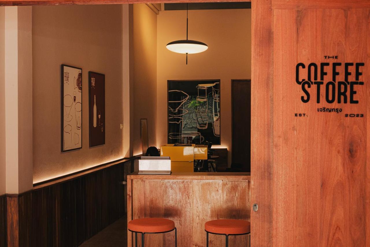 Cozy Room At The Coffee Store Charoenkrung Bangkok Esterno foto